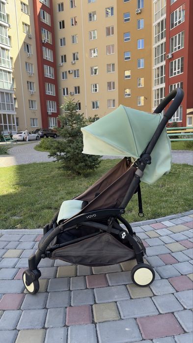 Продам коляску YOYO BABYZEN