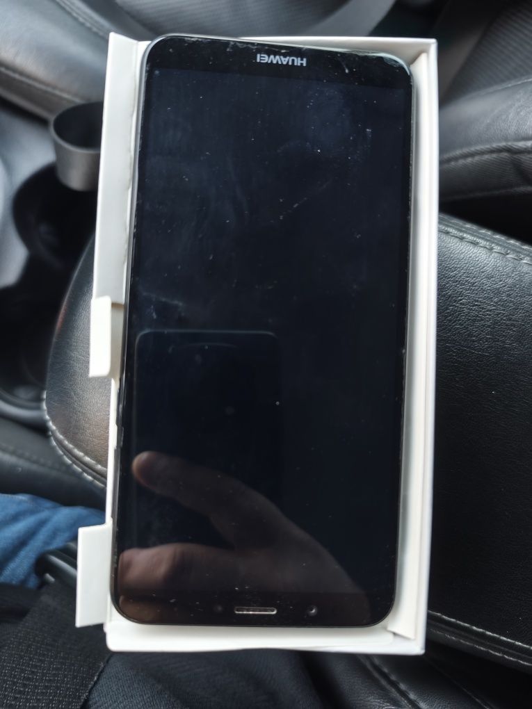 Смартфон Huawei Y7 Prime 2018