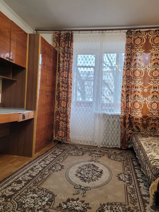 Оренда 1 км.кв.вул.Довженка/Мазепи(Парк,озеро),все необхідне є,вільно