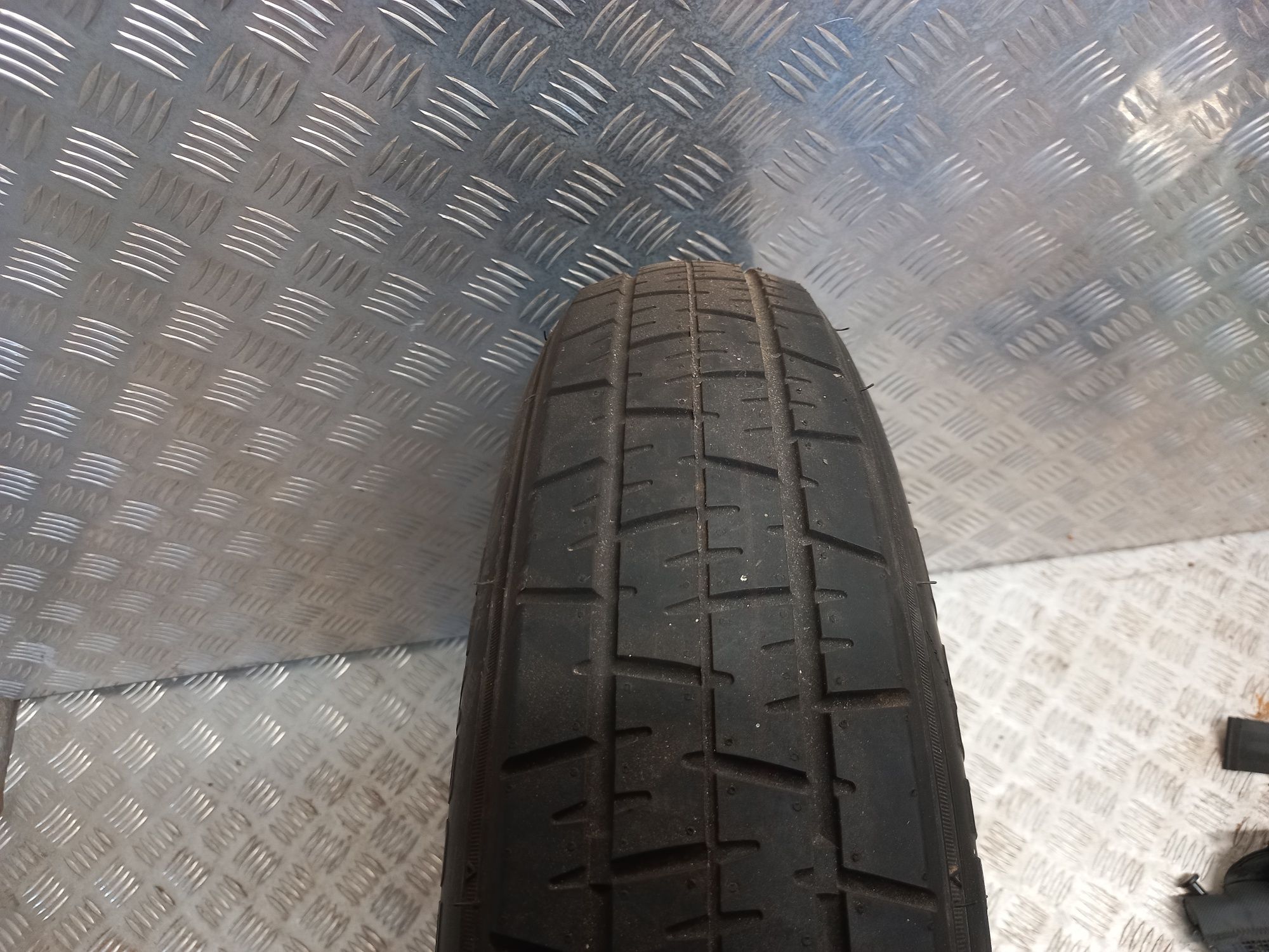 Toyota rav4 12-18 kolo dojazdowe zapasowe orginal