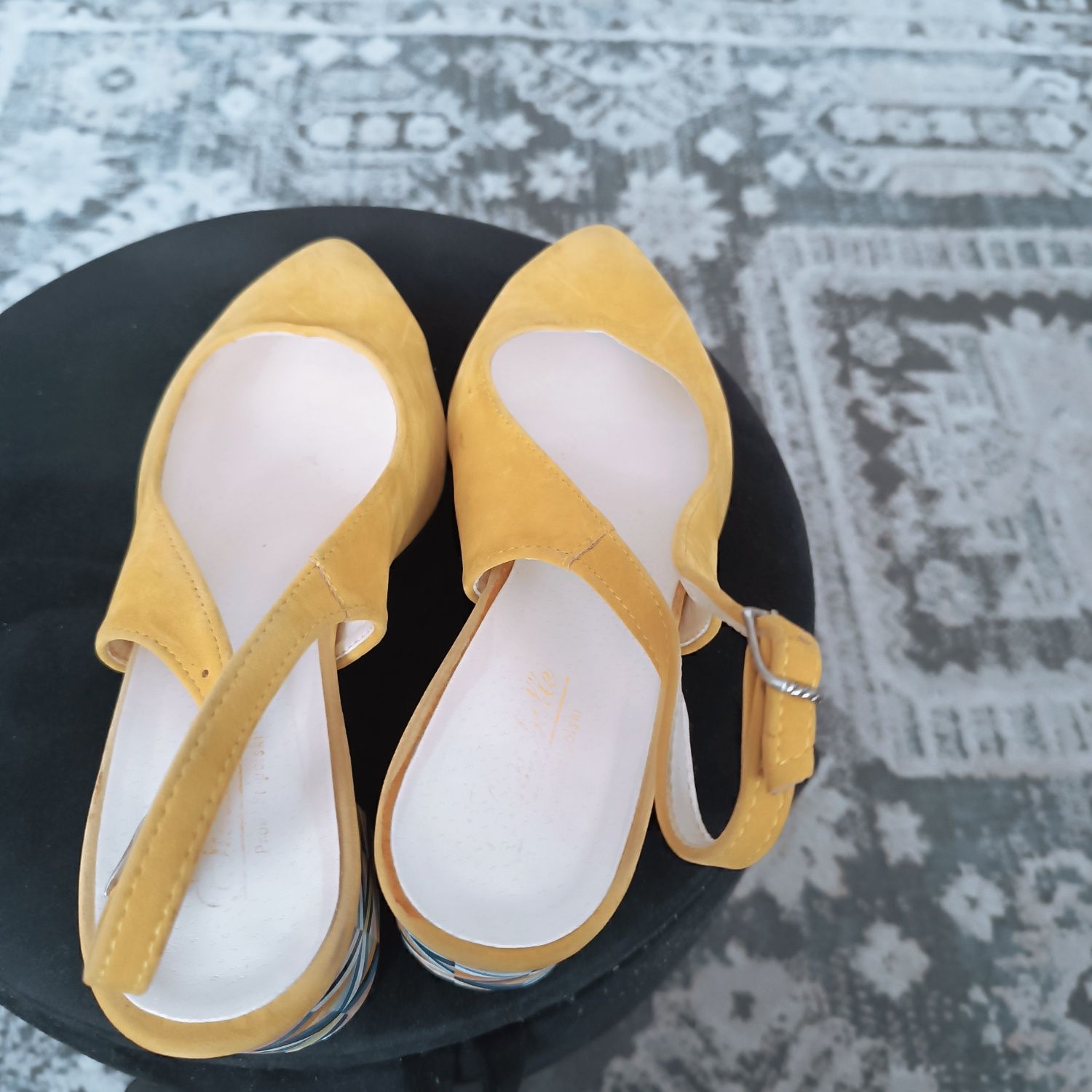 Buty damskie 38..