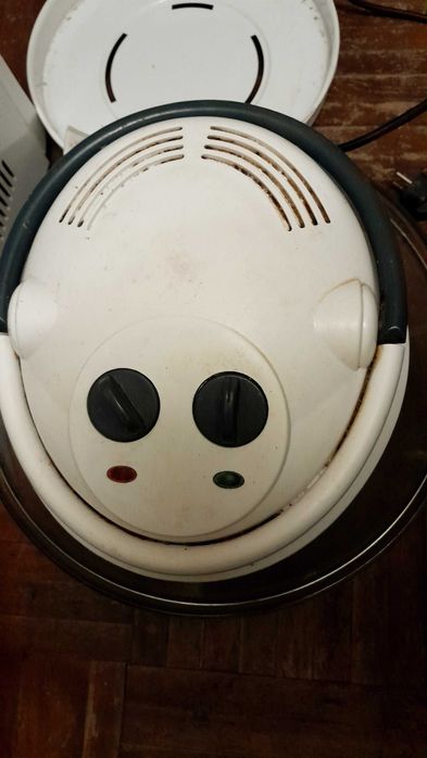 Продам аэрогриль  (аэрофритюрница) VES 787