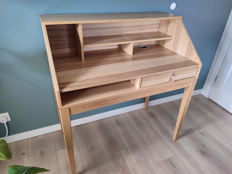 IKEA Fliggen - drewniane biurko / toaletka / sekretarzyk - jak NOWE