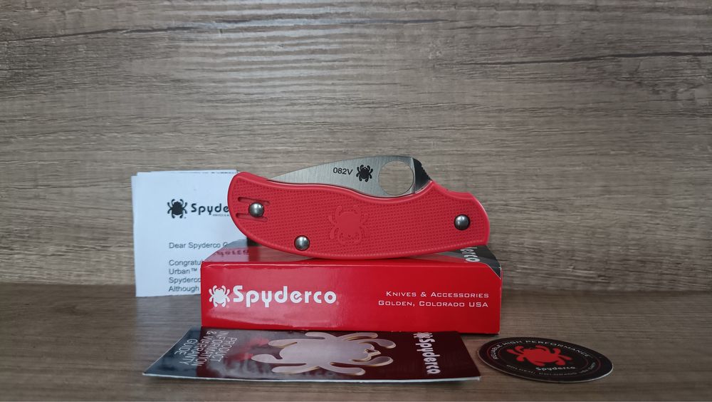 Spyderco  Urban Slipit – Red FRN / S30V Exclusive 082V. Складний ніж