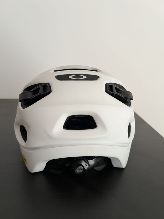 Capacete Oakley DRT5 Mips branco M