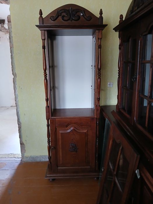 Sprzedam witrynę drewnianą