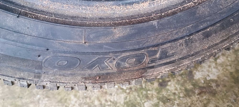 Колеса зимні 216/60/17 С