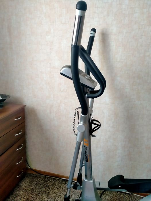 Продаю велотренажер, и полупрофессиональный орбитрек