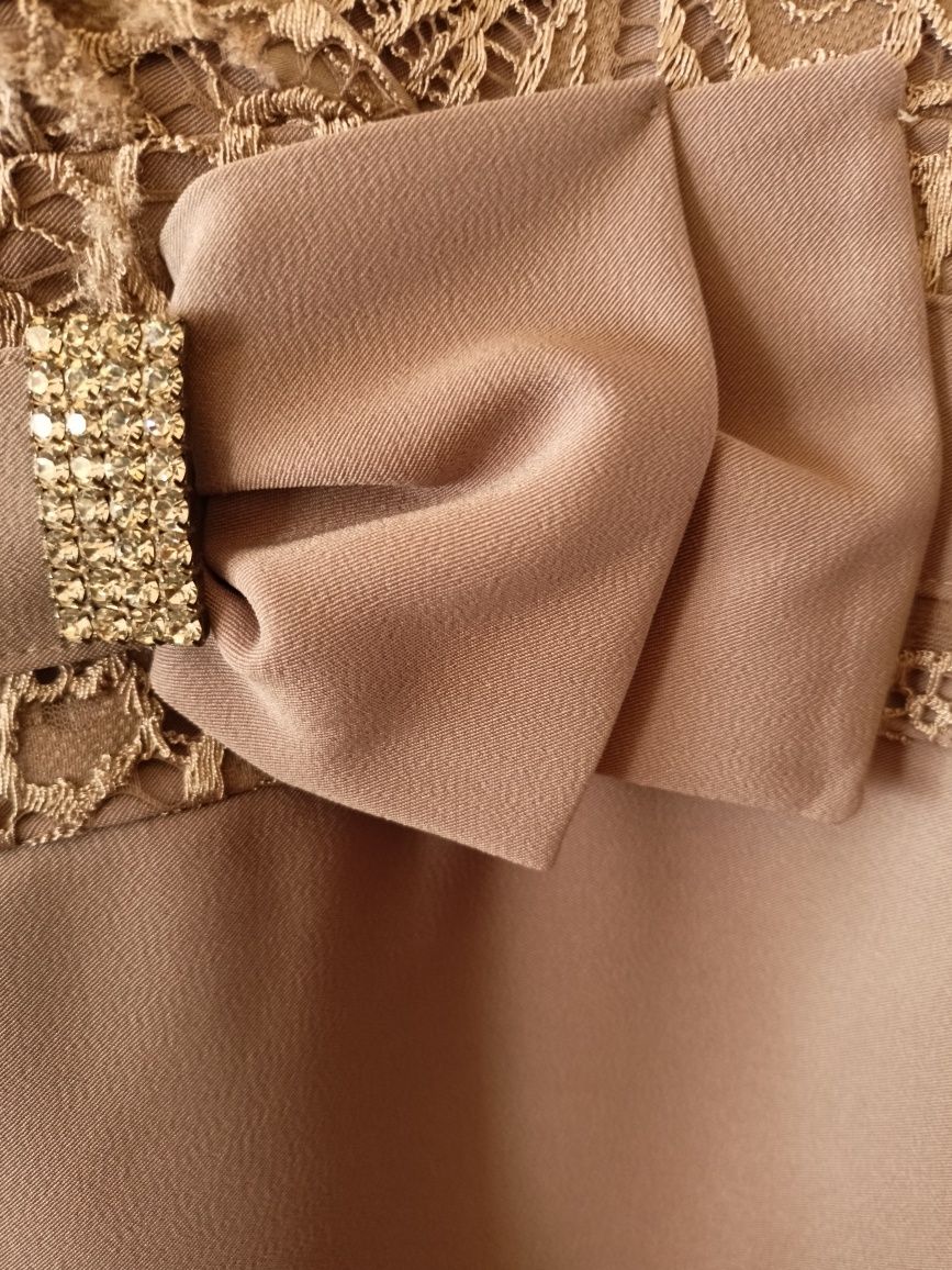 Elegancka sukienka
