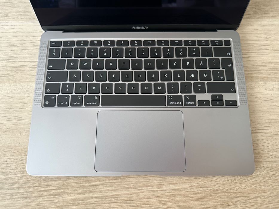 Macbook Air M1 8GB 256GB