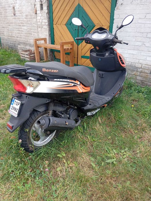 Skuter 50cm3 BENZER