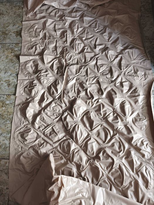 Colchão anti-escaras com aparelho elétrico