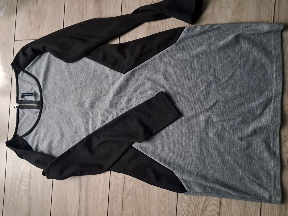 Sukienka dzianinowa, S