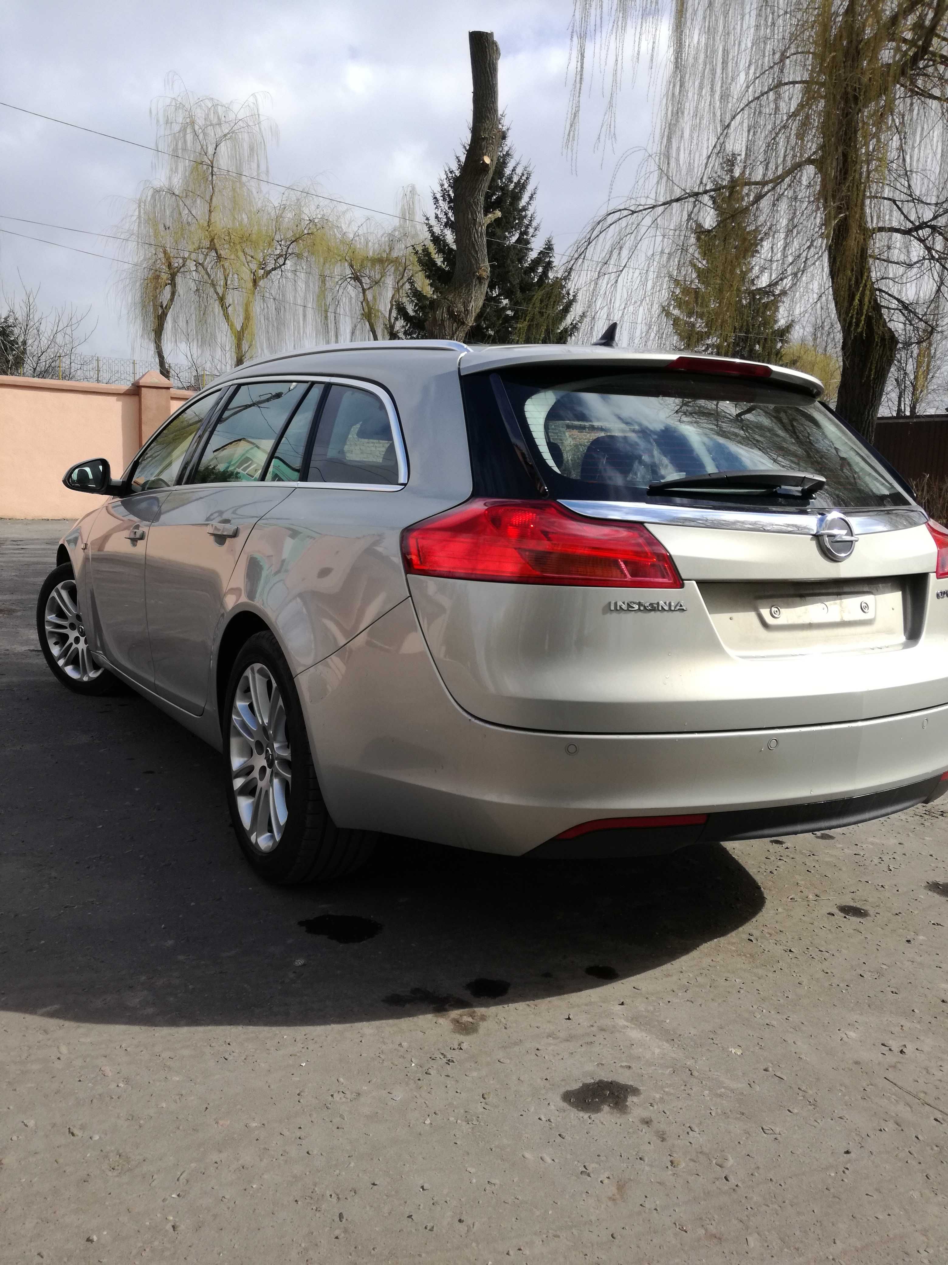 Opel Insignia Sports Tourer 2009