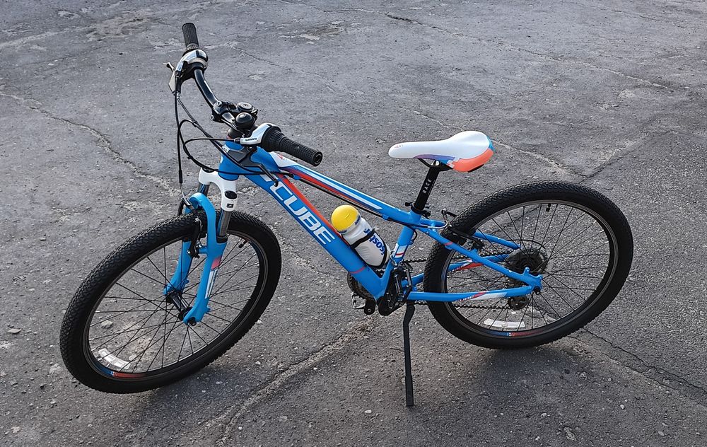 Aluminiowy rower CUBE TEAM RACE 240 koła 24 21 biegów