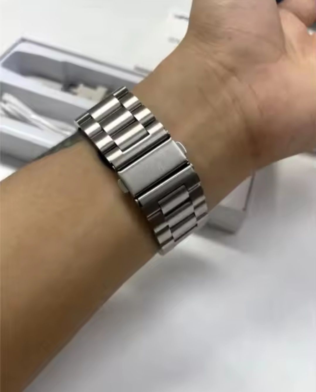 Smartwatch GT5 Pro Srebrny
