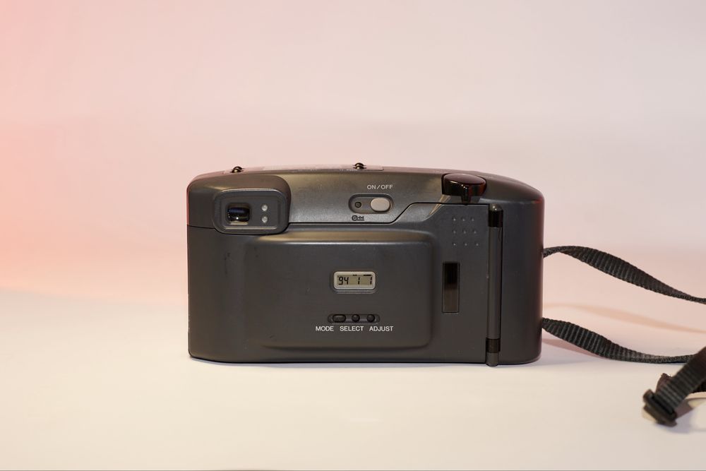 Minolta Riva Zoom 140EX DATE g7x mark 3