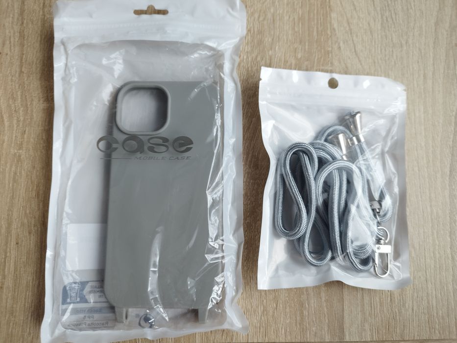 Silikonowe etui ze smyczą iPhone 13 Pro Max