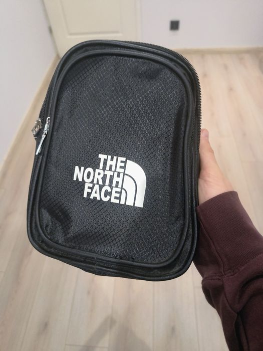 Czarna nerka north face