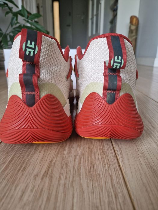 Buty Adidas Harden Stepback 3 rozmiar 46