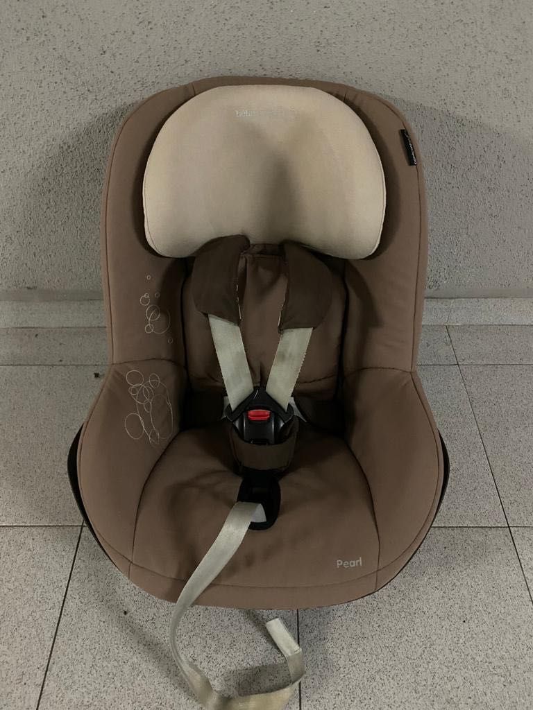 Cadeira Auto Bébé Confort Pearl + Base FamilyFix ISOFIX