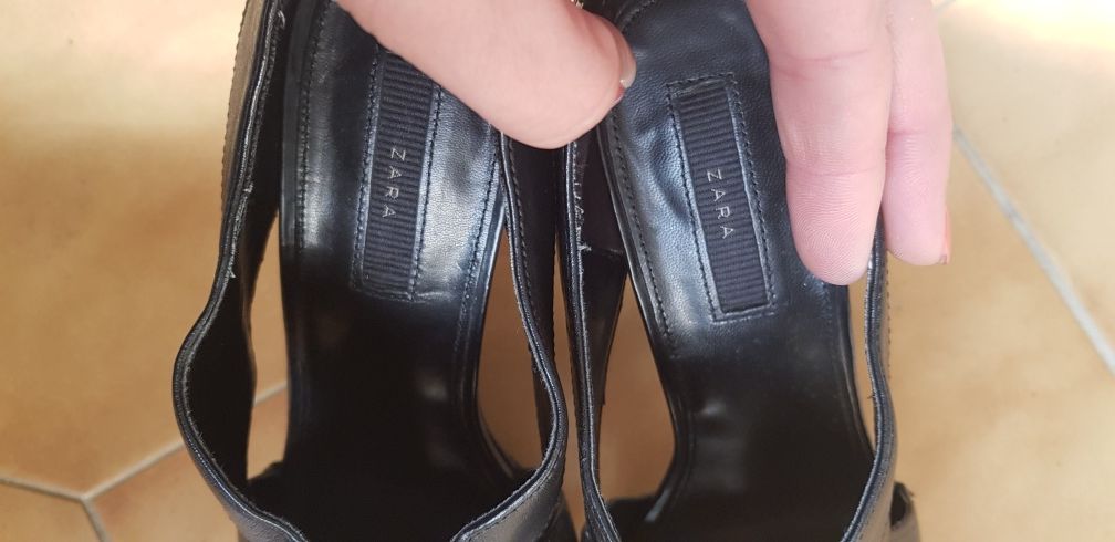 Sapatos pretos pele da zara