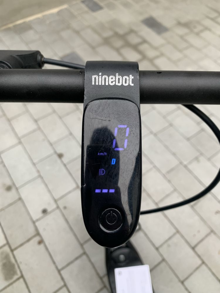 Елетросамокат ninebot f30