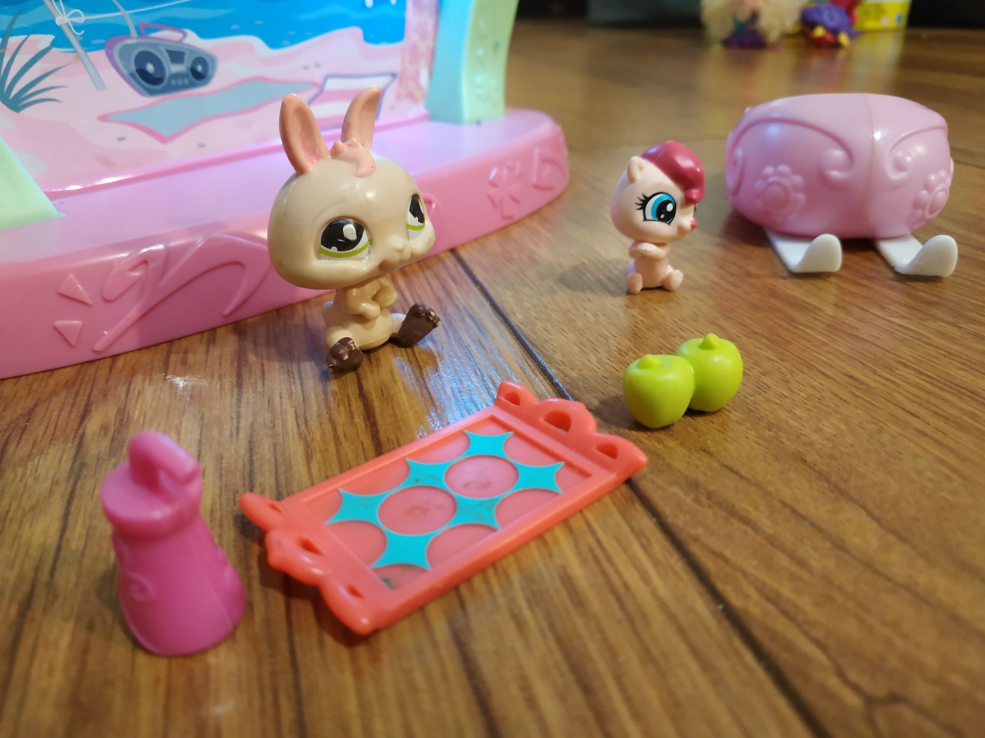 LPS Littlest Pet Shop zestaw, scena, domek