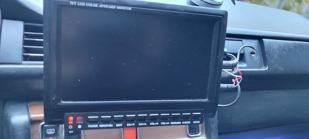 Авто телевизор. Монитор для камеры заднего вида