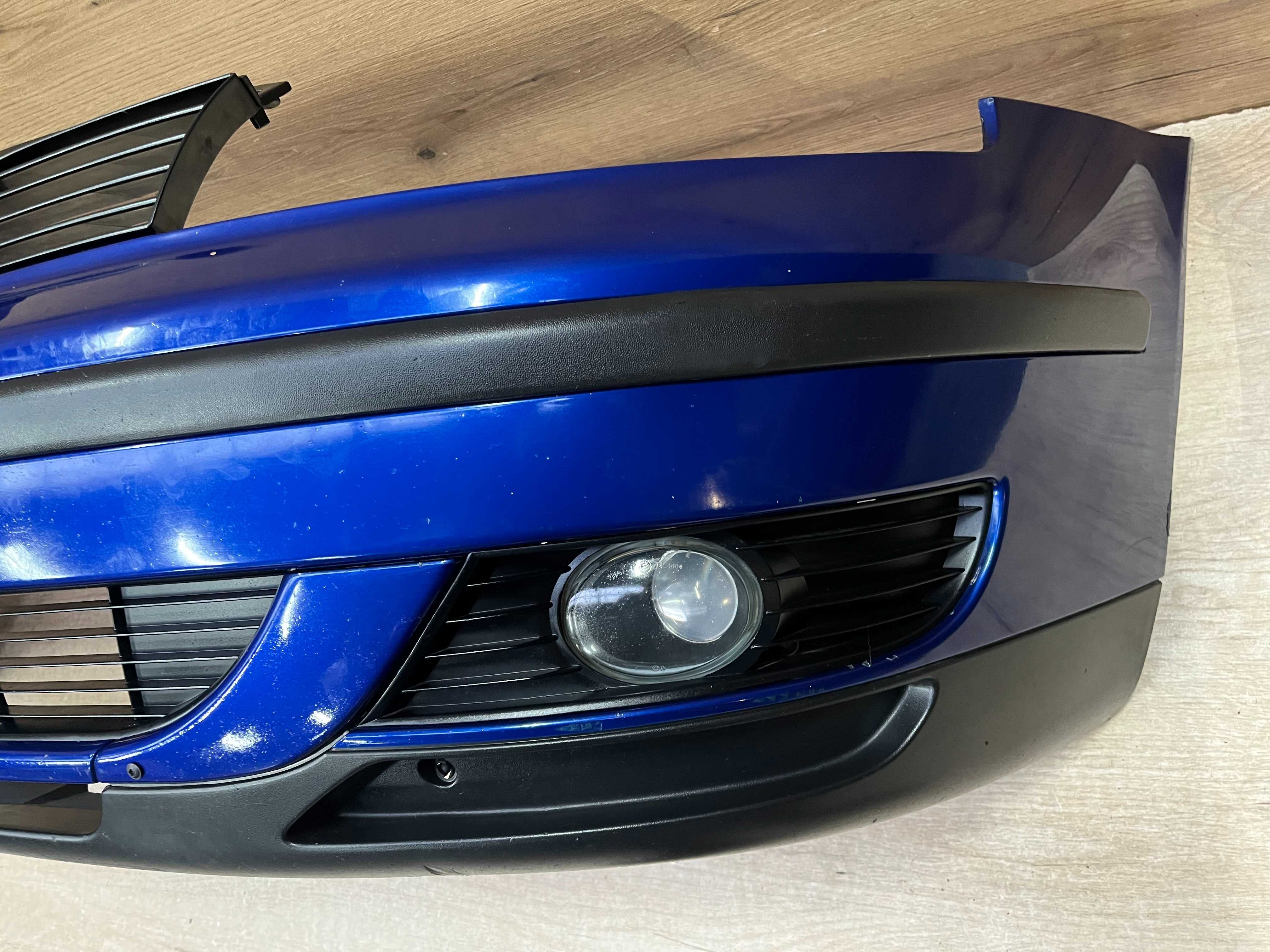 Zderzak przedni Seat Leon 1 kolor ls5n