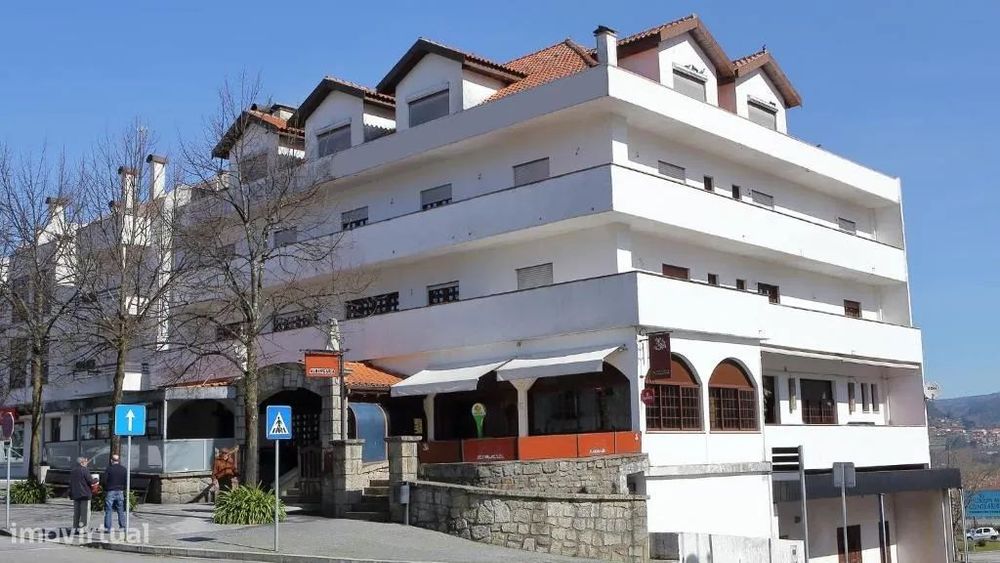 Residencial Em Paredes De Coura