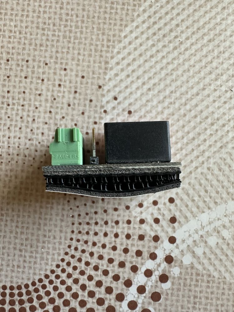 Активний звукознімач (пікап) для бас-гітари EMG P Pickup (Black)