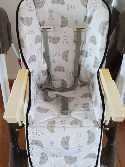 Стільчик для годування