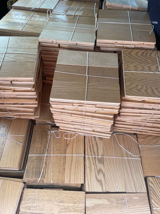 Паркет  дерево дуб