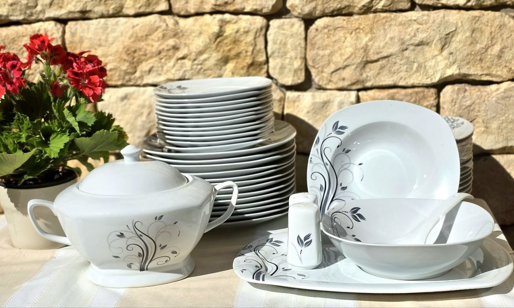 Zestaw obiadowy dla 12 osob RÓŻNE!