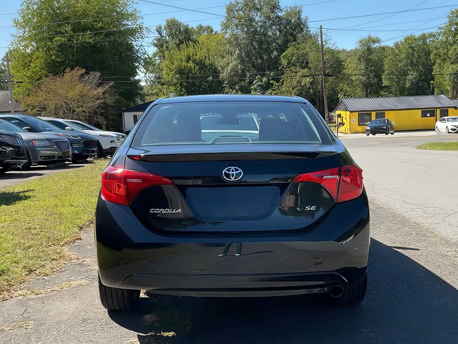 Toyota Corolla      2017