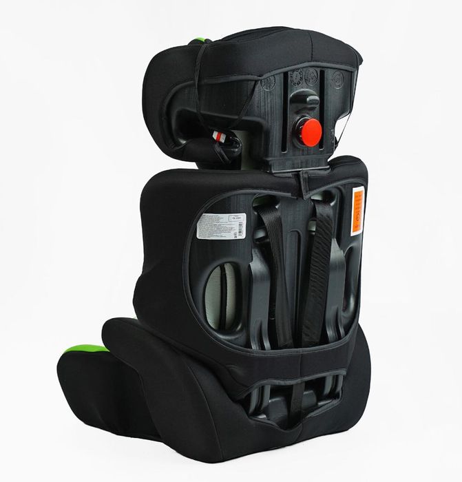 Універсальне автокрісло JOY розраховане на три вікові категорії