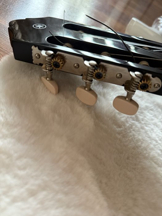 Gitara Yamaha C40