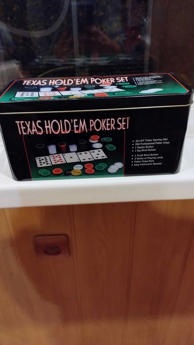 Продам набор для покера 200 грн