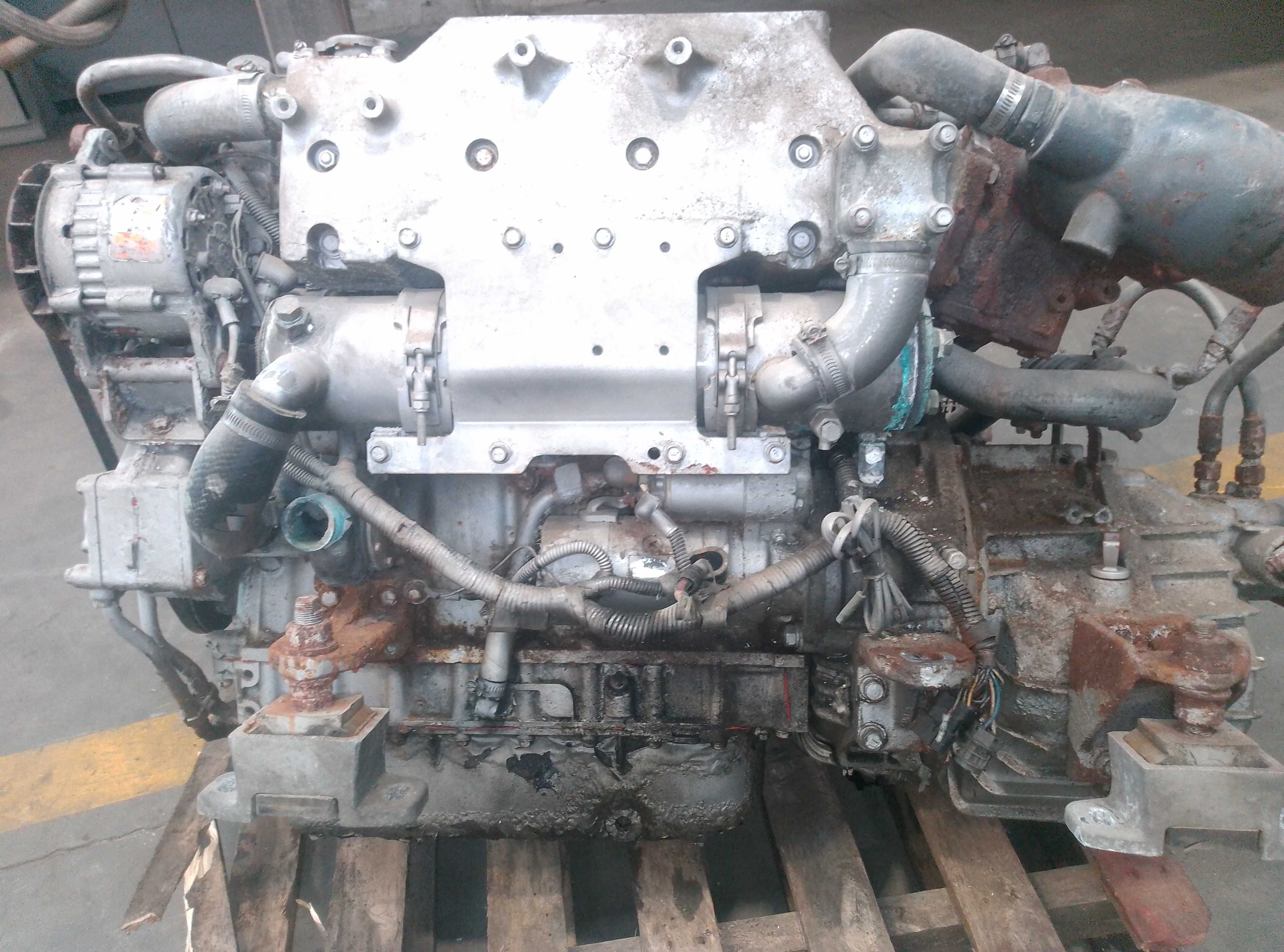 Motor marinho yanmar 4LHA-STP