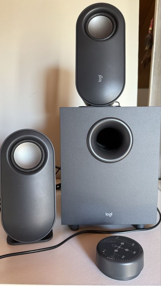 Colunas logitech