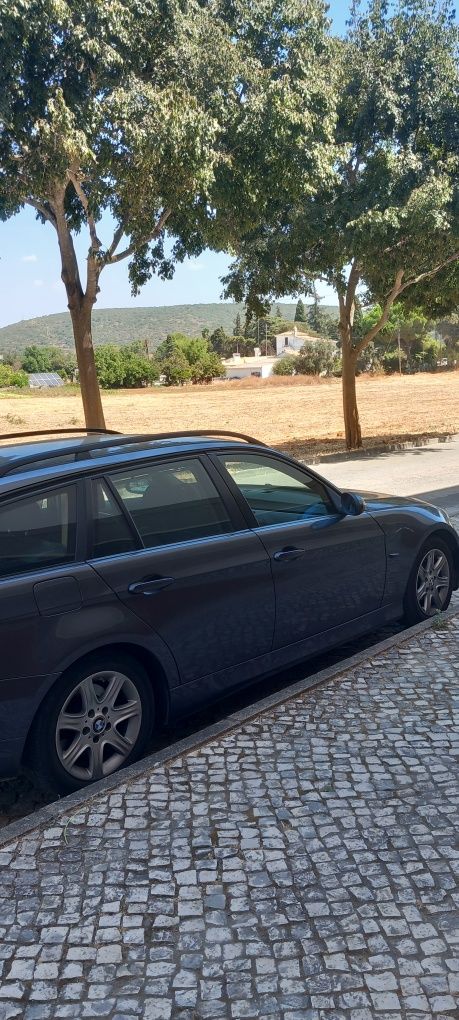Vendo bmw 320d E91 2005 juntamente com ktm 85cc 2006