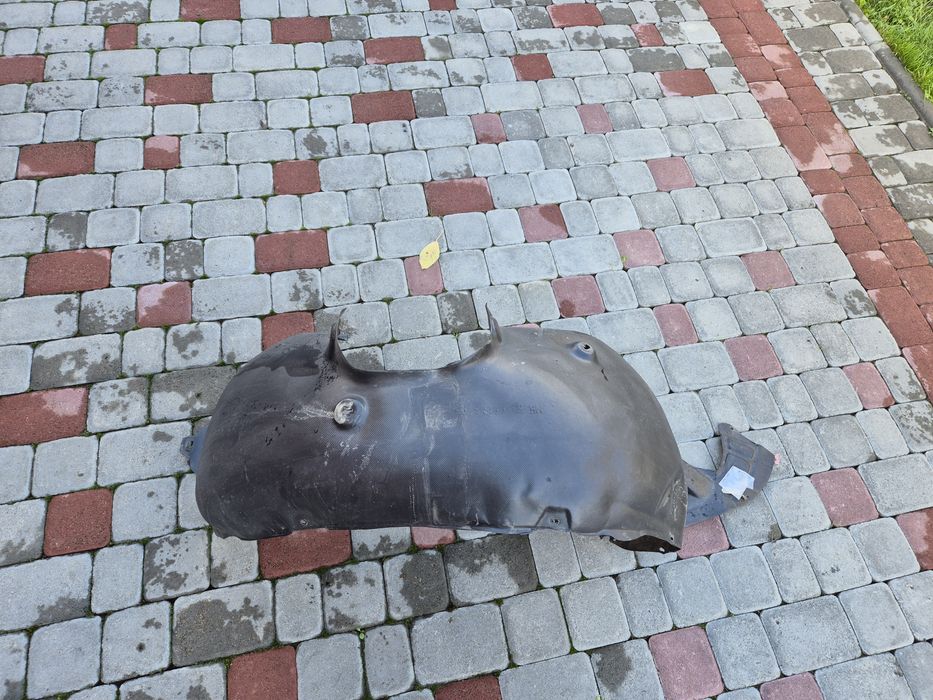 Підкрильник шкода а7