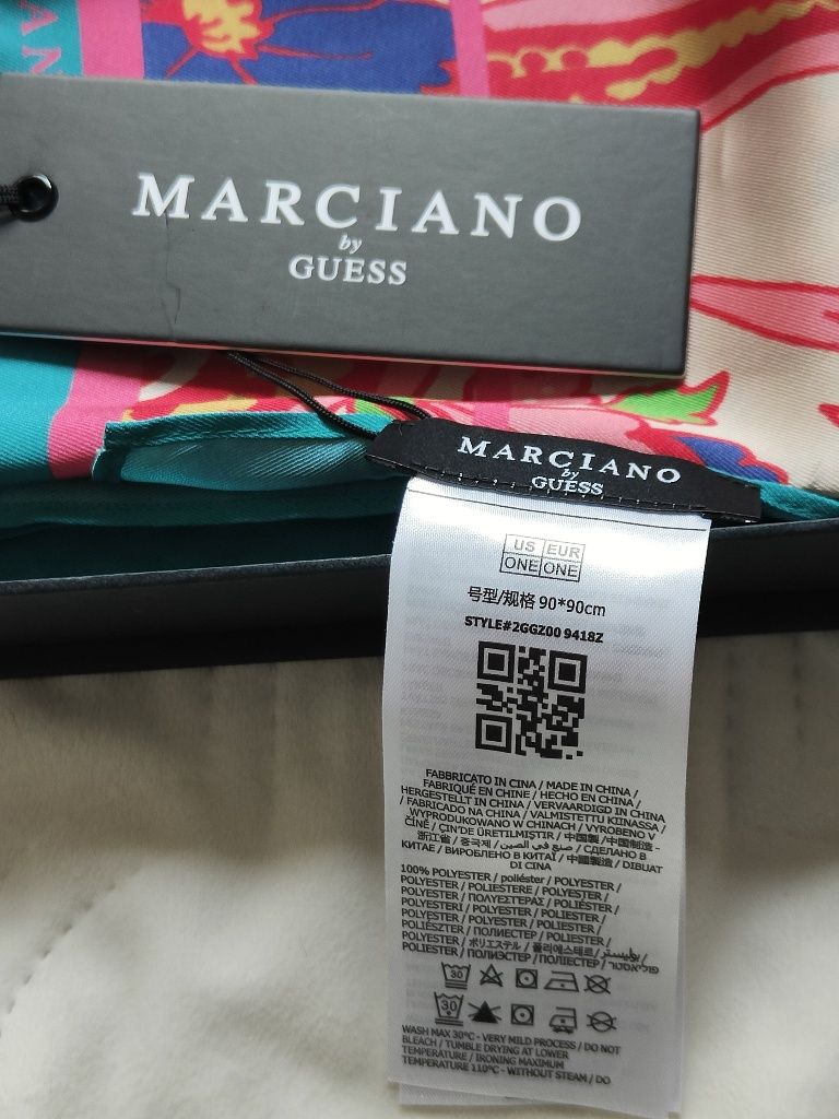 Nowa Chusta Marciano Guess oryginał,na prezent w pudełku,limitowana