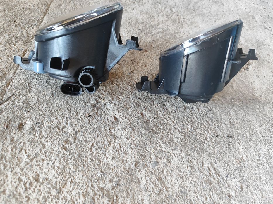 протитуманні фари Nissan X-Trail T30, Qashqai j10