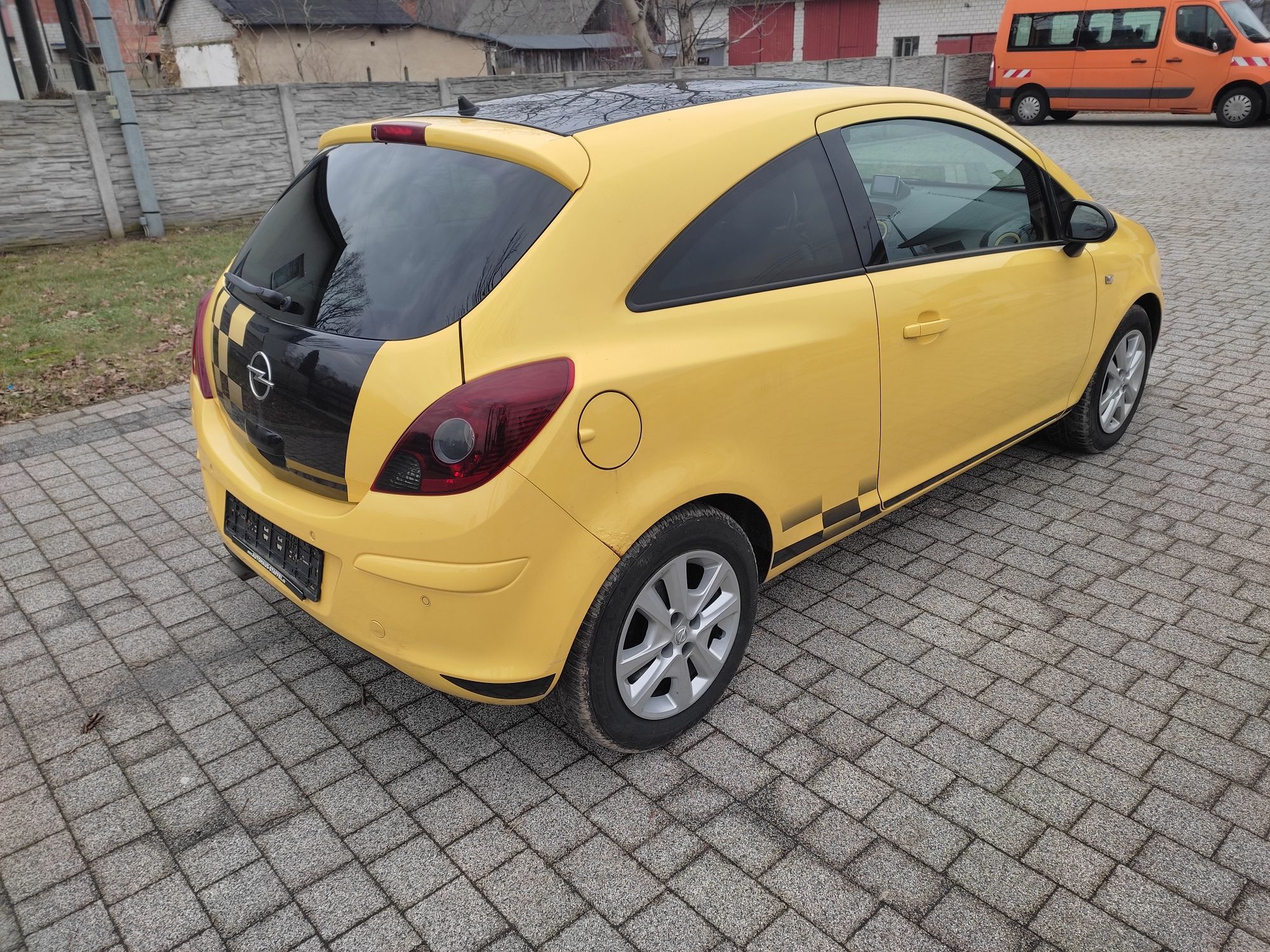 Opel Corsa 1,4 benzyna