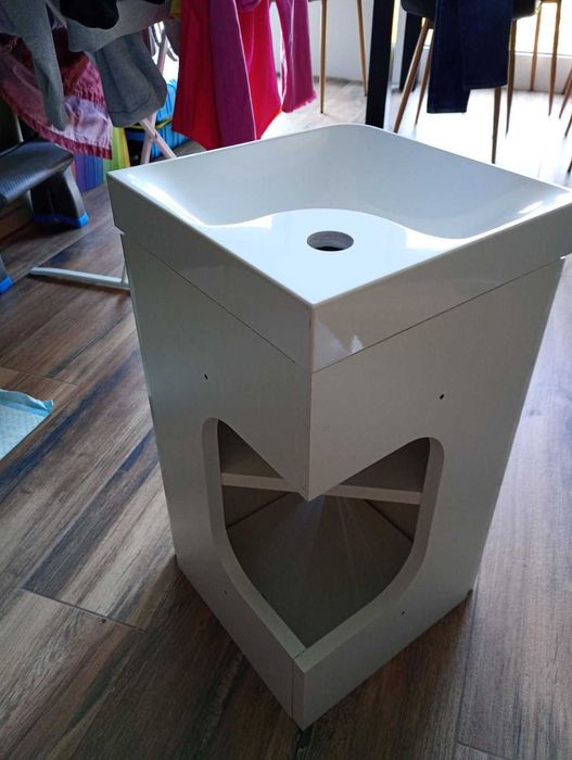 Szafka łazienk narożna z umywalka wisząca 30 x 30 nowa ryflowana