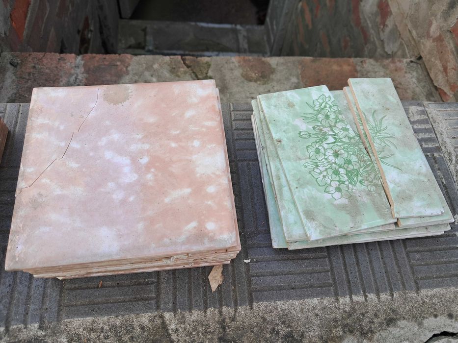 продам плитку 15х15