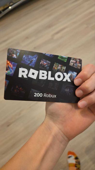Подарункові карти роблокс(200 robux).