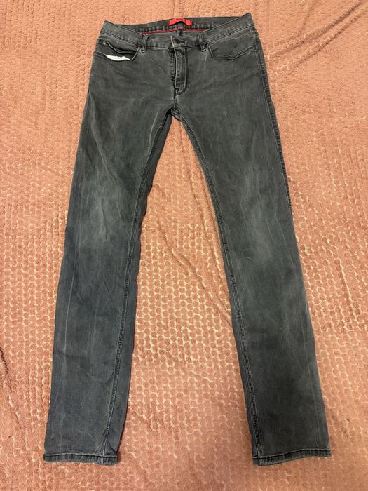 Продам чоловічі джинси оригінальні Hugo Boss розмір W30L34